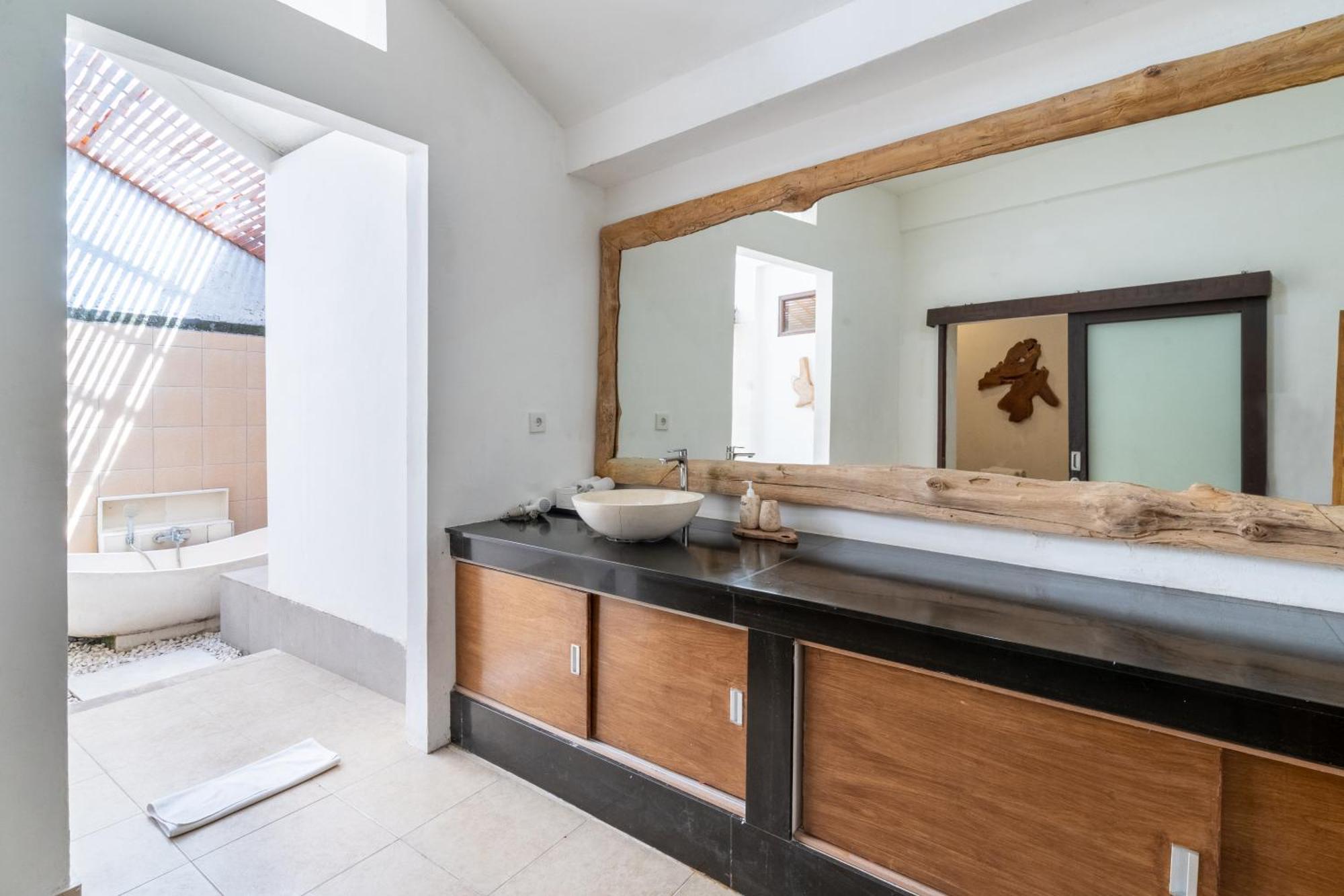 Villa Aveli Seminyak By Best Deals Asia Hospitality Exterior foto